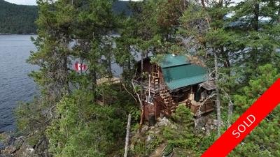Powell Lake Lakefront Cabin for sale: 3 bedroom (Listed 2022-09-02)