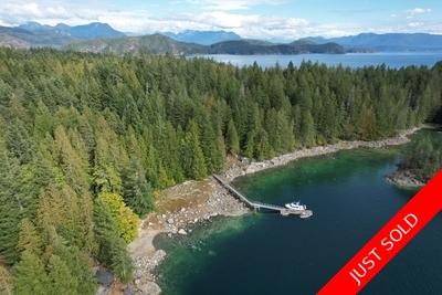 Cortes Island Oceanfront Cabin with Private Dock for sale: 756 sq.ft. (Listed 2023-10-04)
